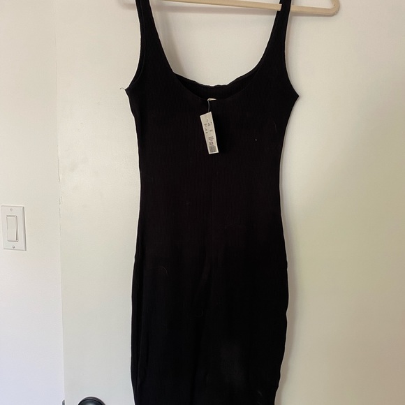 BNWT Ribbed Black Dress - Picture 2 of 2